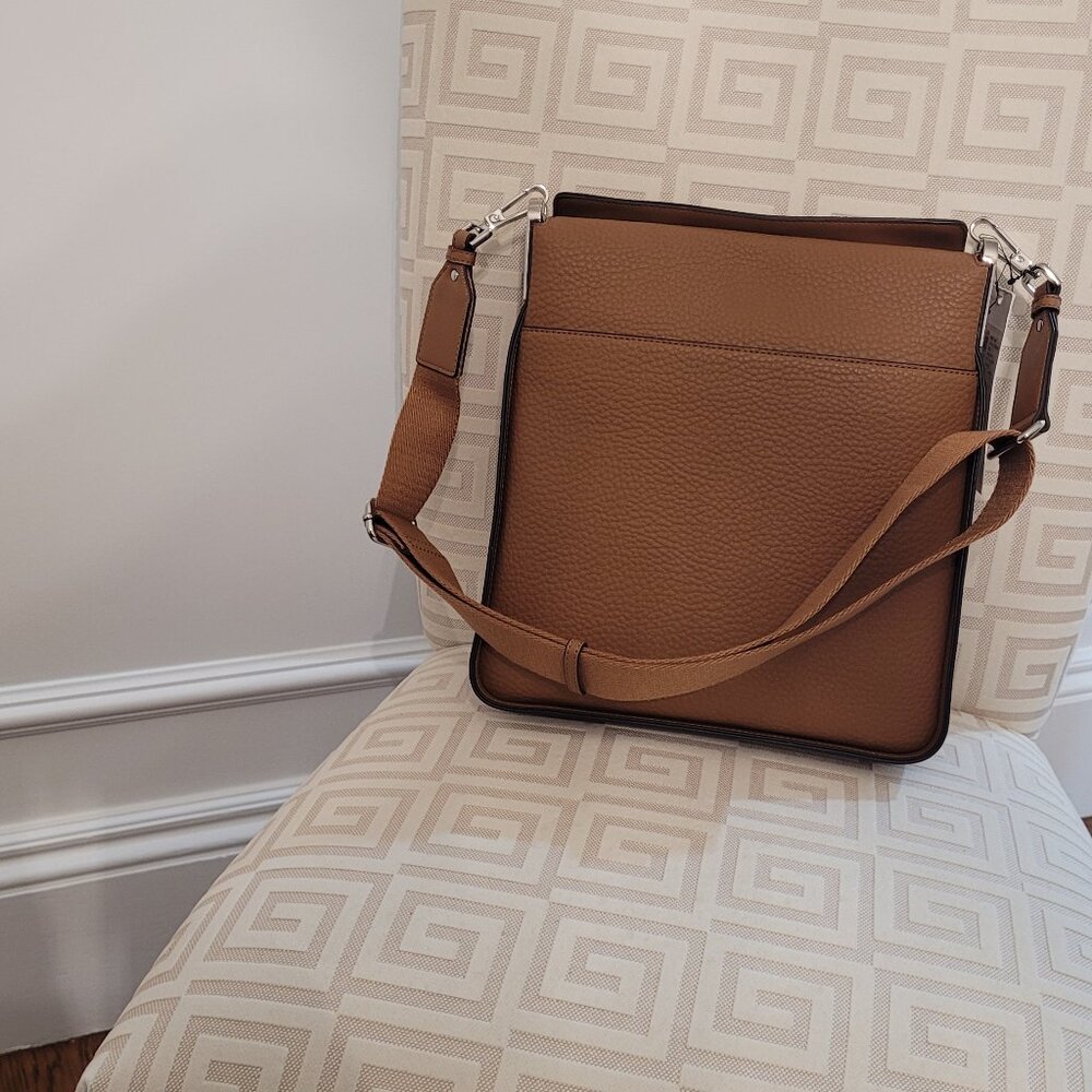 Calvin Klein Crossbody Bag. Large Caramel Silvertone Hardware Adjustable Strap. - Picture 5 of 14
